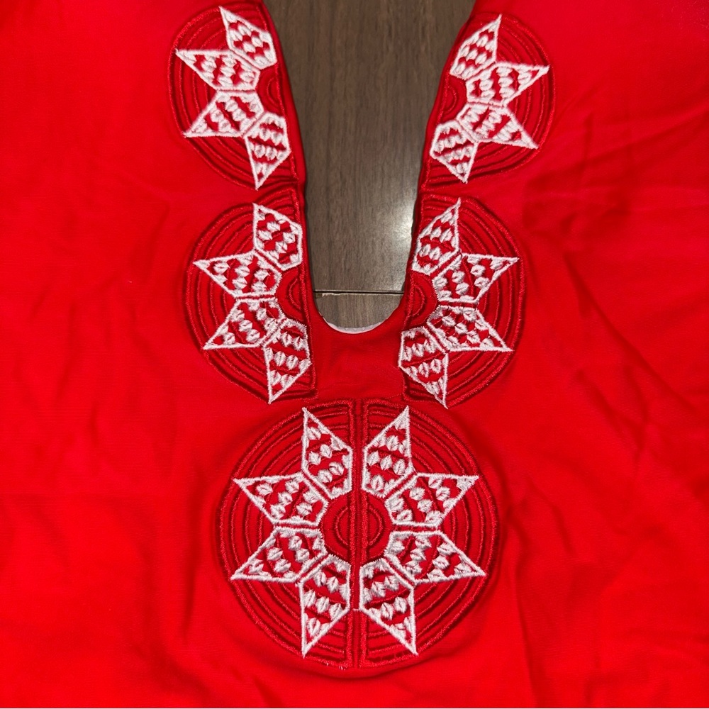 Cupshe Onepiece Large Bathing Swim Suit‎ Red Embroidered Plunging Neck Swimwear - Picture 3 of 10